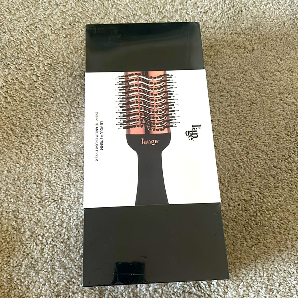 Brand new unopened box Lange Le Volume 75 MM 2 in 1 titanium brush dryer.